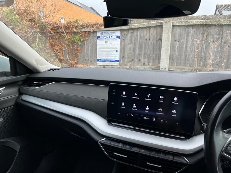 Skoda, OCTAVIA, Estate, 2021, Semi-Auto, 1395 (cc), 5 doors