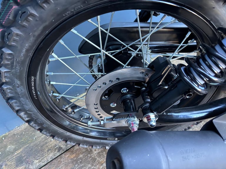BIKE OF THE WEEK - Bluroc Legend 125cc Scrambler Motorcycle Mutt Bullit 125 