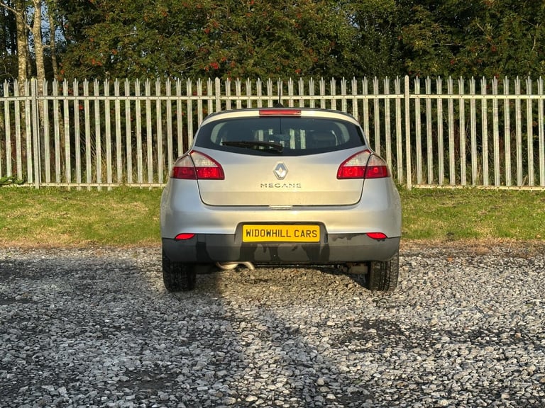 RENAULT MEGANE 1.6 16V Dynamique TomTom 2011