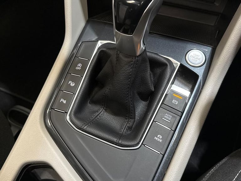 2021 Volkswagen Tiguan 1.5 TSI 150 Elegance 5dr DSG Automatic Estate Petrol Automatic