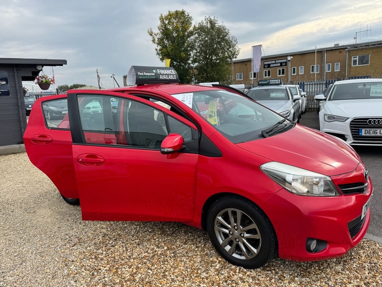 2014 Toyota Yaris 1.33 VVT-i Icon+ 5dr HATCHBACK Petrol Manual