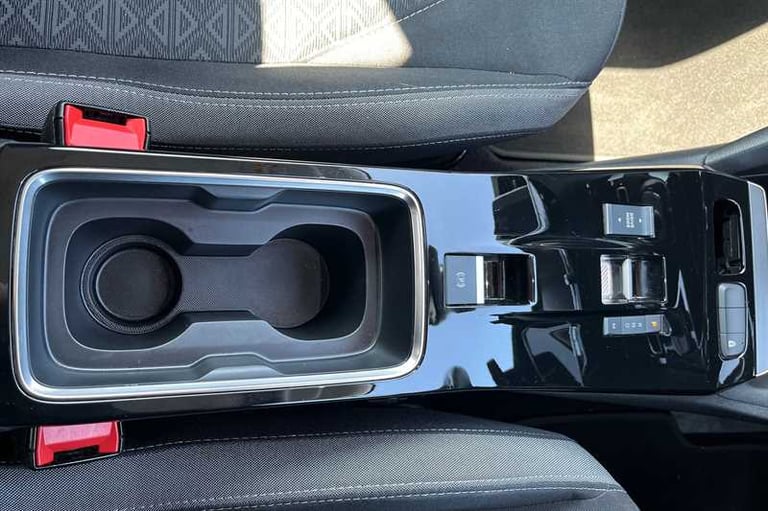 2023 Vauxhall Mokka 1.2 Turbo Design 5dr Auto HATCHBACK PETROL Automatic