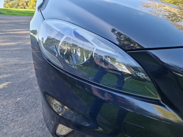 2014 Volvo V40 D3 R DESIGN 5dr HATCHBACK Diesel Manual