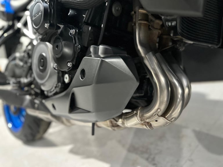 2024/73 Suzuki GSX S1000GX Motorcycle 