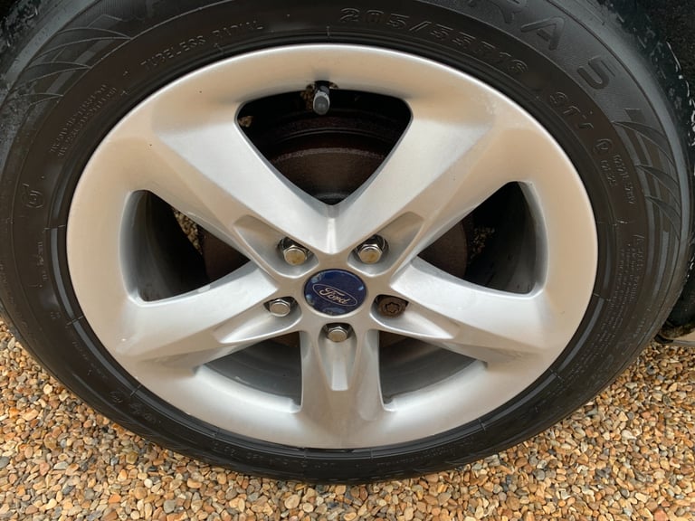 2009 Ford Focus 1.8 Zetec 5dr HATCHBACK Petrol Manual