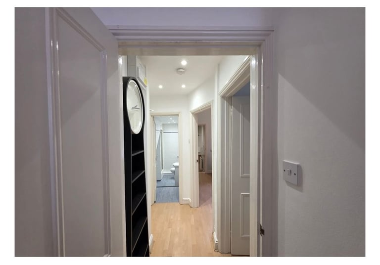 image for 2 BED FLAT CAMBRIDGE GARDENS LADBROKE GROVE LONDON W10