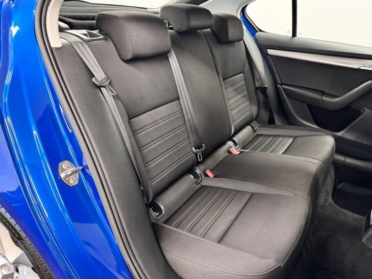 2019 Skoda Octavia 1.5 TSI GPF ACT SE TECHNOLOGY FIVE DOOR 150 BHP + PARKING SENSORS + APPLE P Ha...