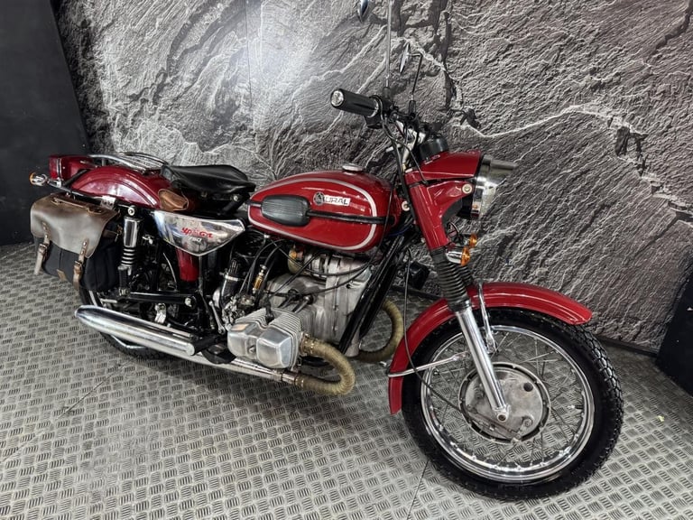 URAL RED STAR 750 2002