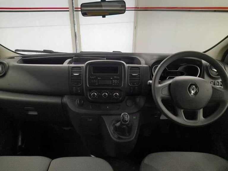 2021 Renault Trafic 2.0 dCi ENERGY SL28 Business 7 Seats 5dr MPV Diesel Manual