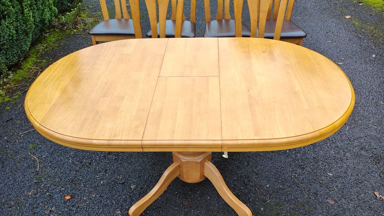 Dining table 6 chairs extendable 