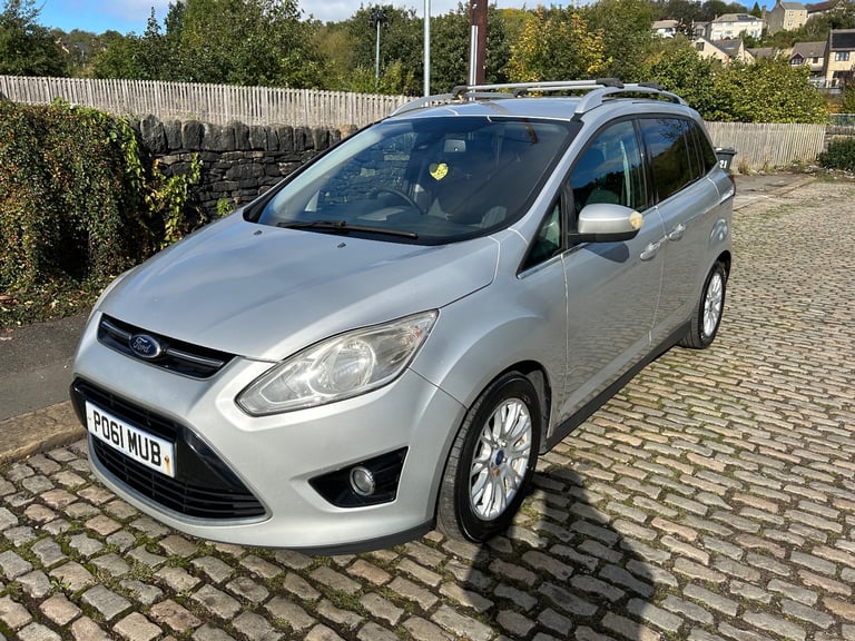 2012 (61) FORD GRAND C-MAX 1.6 TDCI TITANIUM   7 SEATER