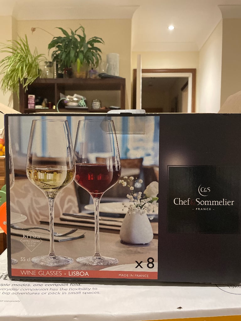 Chef and Sommelier wine glass 