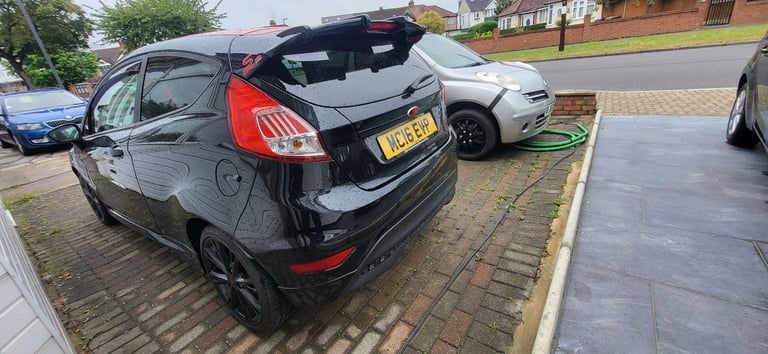 Ford, FIESTA, eco boost 2016, Manual, 998 (cc), 3 doors 140Bhp Fast and economical Quick Sale