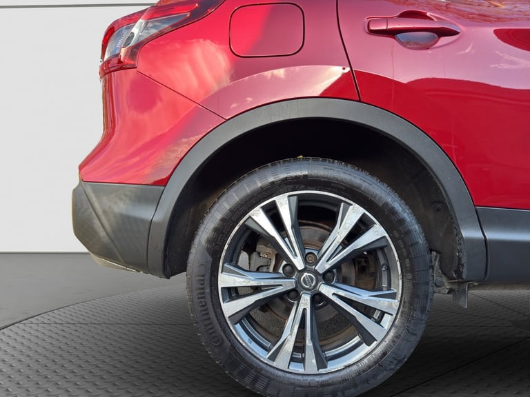 2018 Nissan Qashqai 1.2 DiG-T N-Connecta 5dr HATCHBACK Petrol Manual
