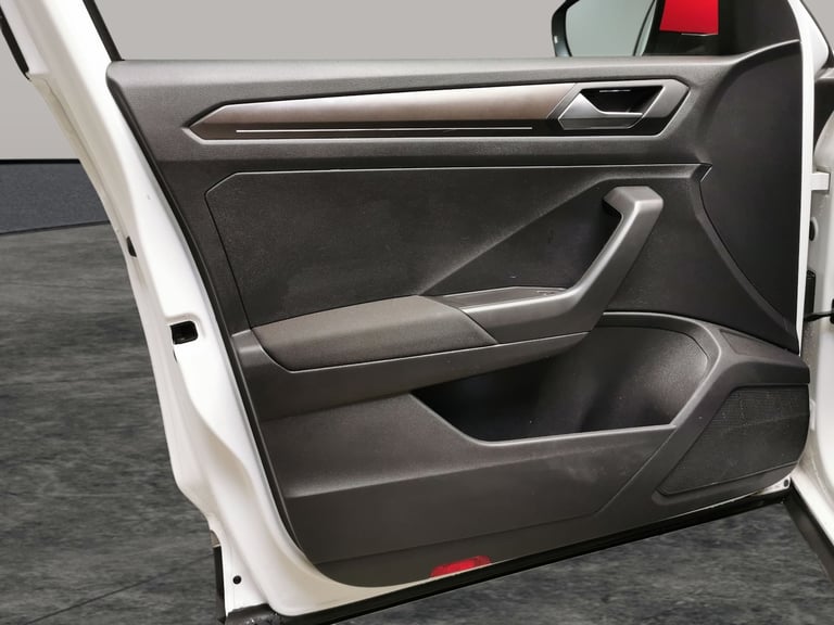 2019 Volkswagen T-Roc 1.6 TDI Design SUV 5dr Diesel Manual Euro 6 (s/s) (115 ps) - PARK SENSORS -...