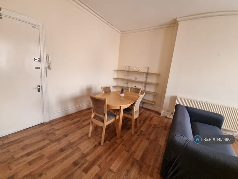 1 bedroom flat in Mansfield Road, Nottingham, NG5 (1 bed) (#1451496)
