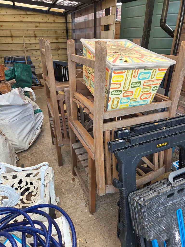 4 Outdoor Teak Solid Wood Chairs