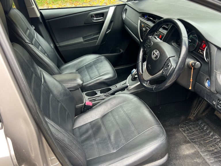 2015 Toyota Auris 1.8 VVTi Hybrid Icon+ 5dr CVT Auto ESTATE Petrol/Electric Hybrid Automatic