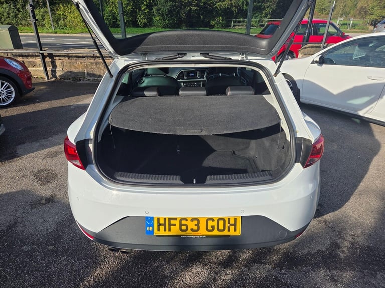 2013 SEAT Leon 2.0 TDI FR 3dr [Technology Pack] HATCHBACK DIESEL Manual