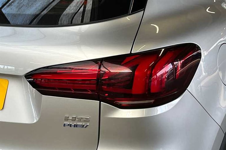 2023 MG MG HS 1.5 T-GDI PHEV SE 5dr Auto ESTATE PETROL/ELECTRIC Automatic