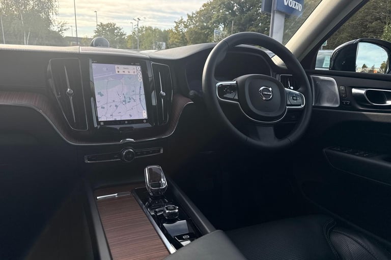 2023 Volvo XC60 2.0 B5 MHEV Ultimate SUV 5dr Petrol Hybrid Auto AWD Euro 6 (s/s) (250 ps) ESTATE ...