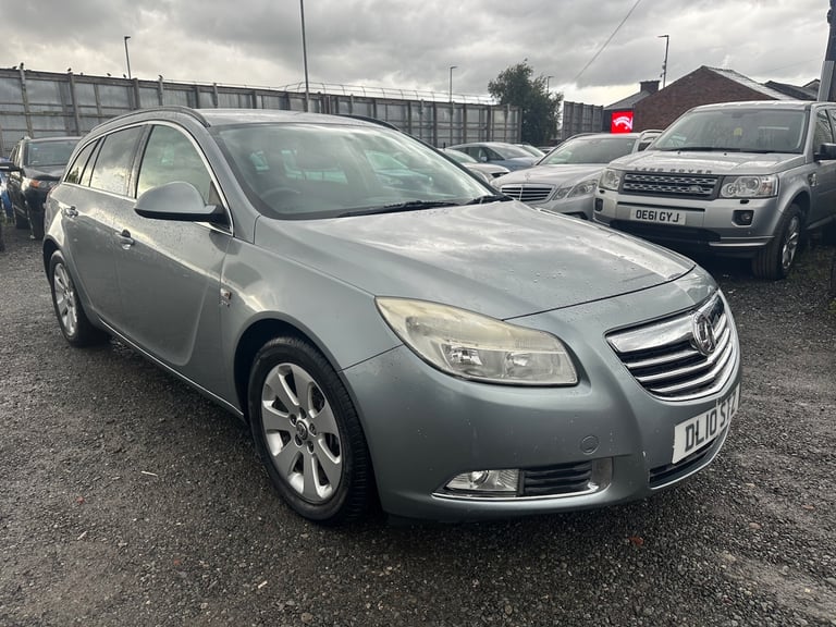 image for VAUXHALL INSIGNIA 2.0 CDTi [160] SRi 5dr Automatic ESTATE | MOT JUNE 2026 | FSH