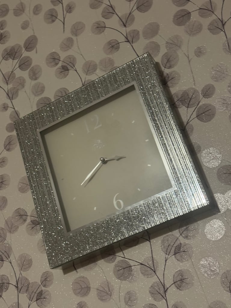 image for silver clock