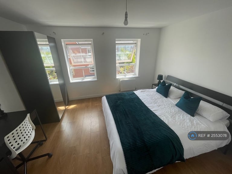 4 bedroom house in Lockside Place, Coventry, CV1 (4 bed) (#2553078)