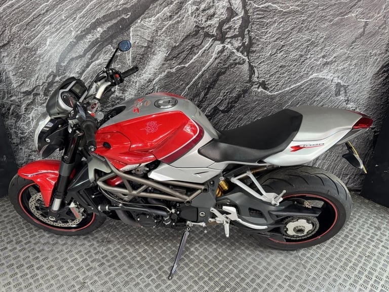 MV AGUSTA BRUTALE 1090 RR 1090RR 2010