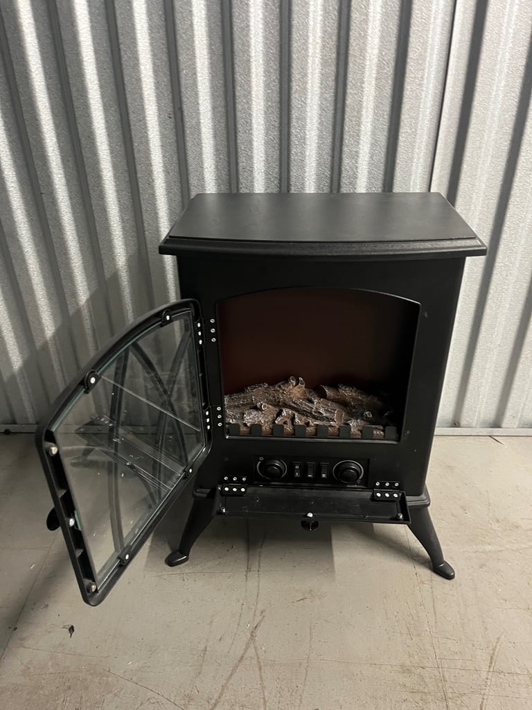 Warmlite Stirling Electric Fire Stove Heater – £15 (Pick up only, must go by Monday 10 Nov)