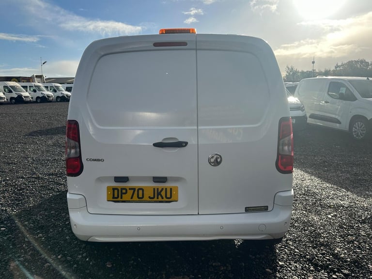 2020 Vauxhall Combo 1.6 Turbo D 2300 Sportive L1 H1 Euro 6 (s/s) 4dr PANEL VAN Diesel Manual