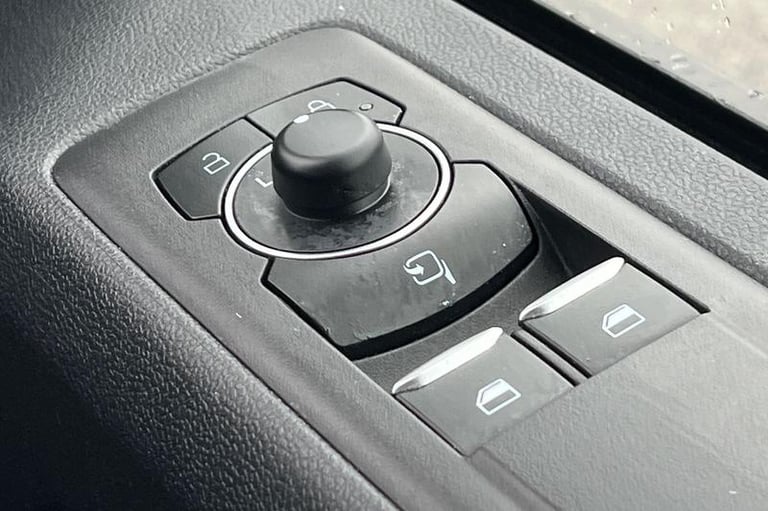 2024 Ford Transit Custom 2.0 EcoBlue 136ps H1 Van Limited PANEL VAN DIESEL Manual