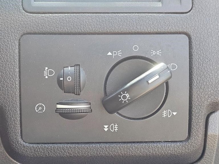 2010 Ford Kuga 2.0 TDCi Zetec 2WD Euro 4 5dr ESTATE Diesel Manual