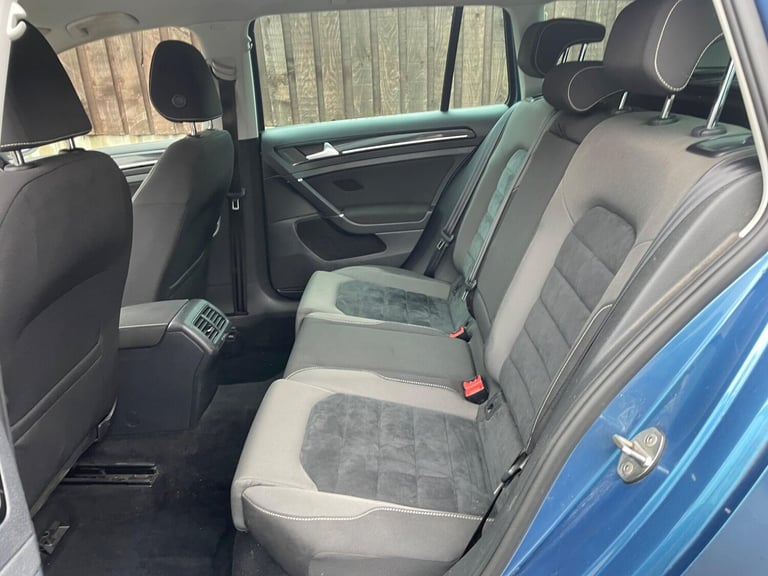 2015 Volkswagen Golf 2.0 TDI BlueMotion Tech GT DSG Euro 5 (s/s) 5dr ESTATE Diesel Automatic