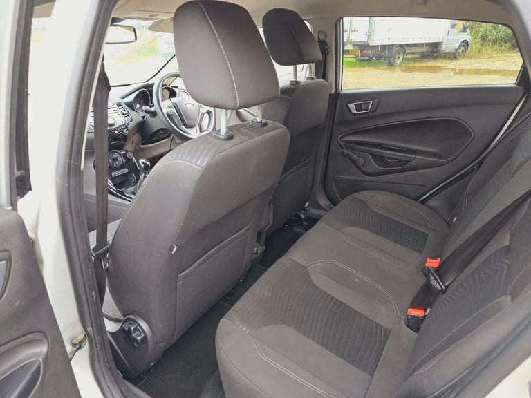 2013 Ford Fiesta 1.0T EcoBoost Titanium Euro 5 (s/s) 5dr Hatchback Petrol Manual