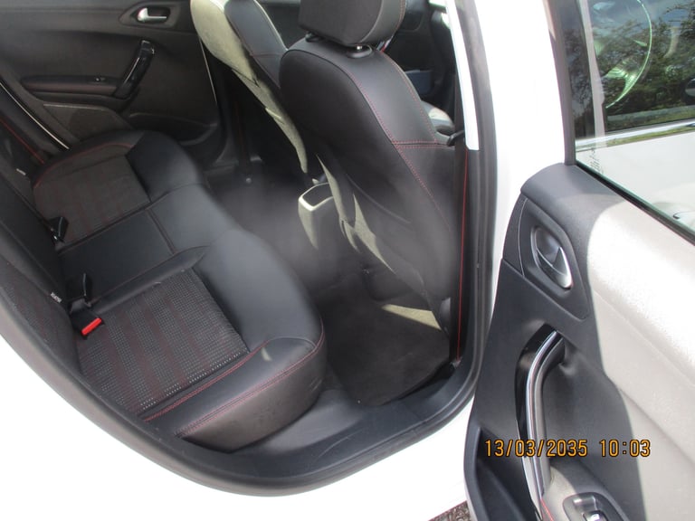 2016 Peugeot 208 1.2 PureTech 110 GT Line 5dr HATCHBACK Petrol Manual