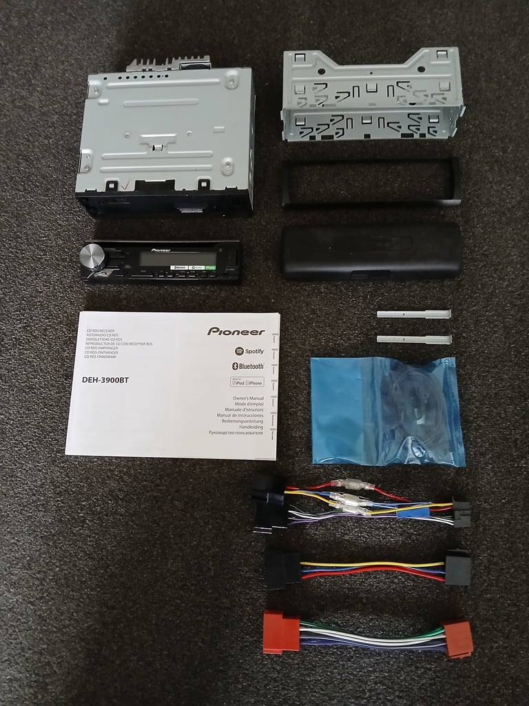 image for Pioneer DEH-3900 BT Single DIN Car Stereo Head Unit