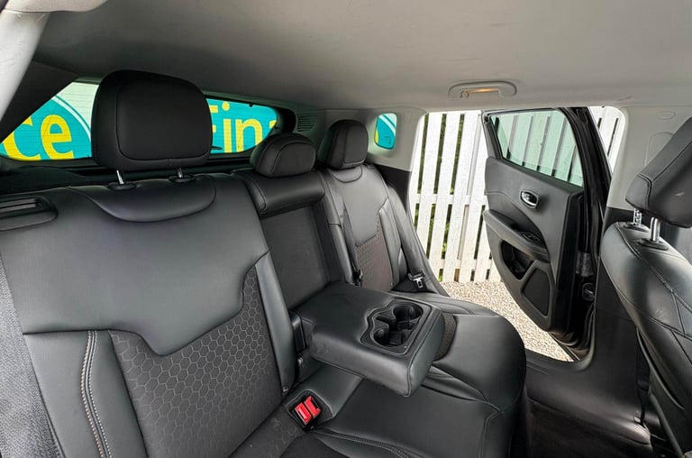 CAN'T GET CREDIT? CALL US! Jeep Compass 1.4 MultiAir II Longitude - £199 DEPOSIT, £73 PER WEEK