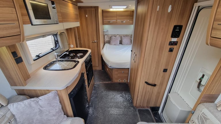 Elddis Majestic 155
