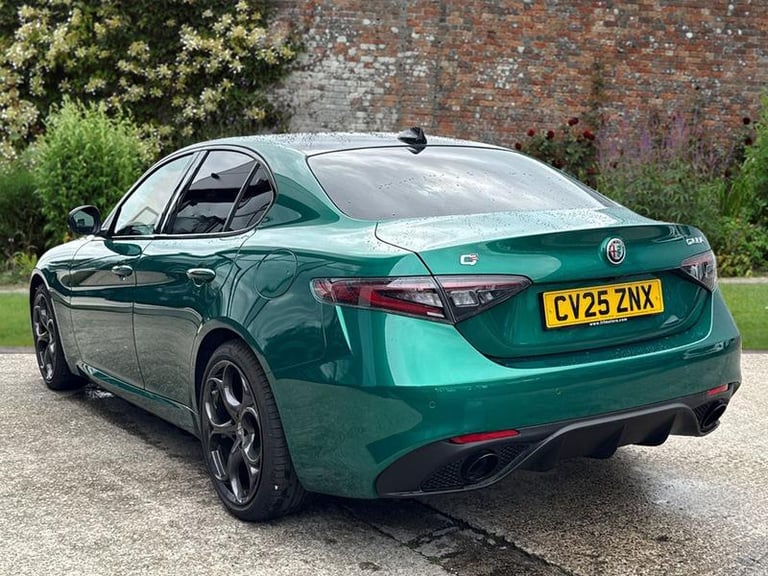 2025 Alfa Romeo Giulia 2.0 Turbo Tributo Italiano 4dr Auto Automatic Saloon Petrol Automatic