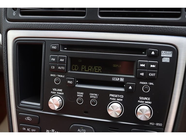 2025 Volvo V70 2.5T SE 5dr Geartronic [RTI NAV] Estate PETROL Automatic