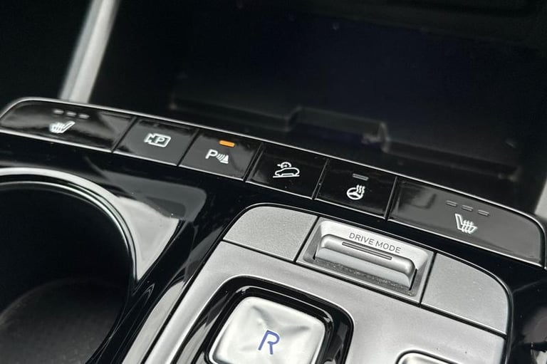2022 Hyundai TUCSON 1.6 TGDi Hybrid 230 Premium 5dr 2WD Auto ESTATE PETROL/ELECTRIC Automatic