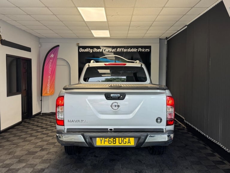 2018 Nissan Navara 2.3 dCi Tekna 4WD Euro 6 (s/s) 4dr PICK UP Diesel Manual