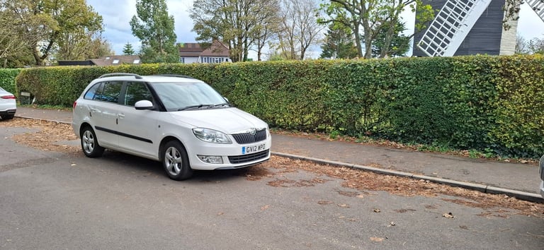 Skoda, FABIA, Estate, 2012, Manual, 1.6 TDi