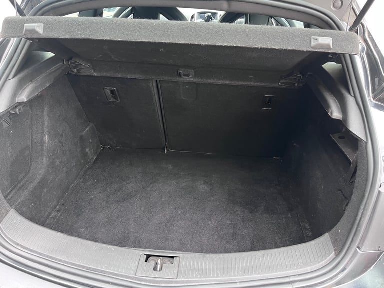 Vauxhall, ASTRA GTC, Hatchback, 2015, Manual, 1998 (cc), 3 doors