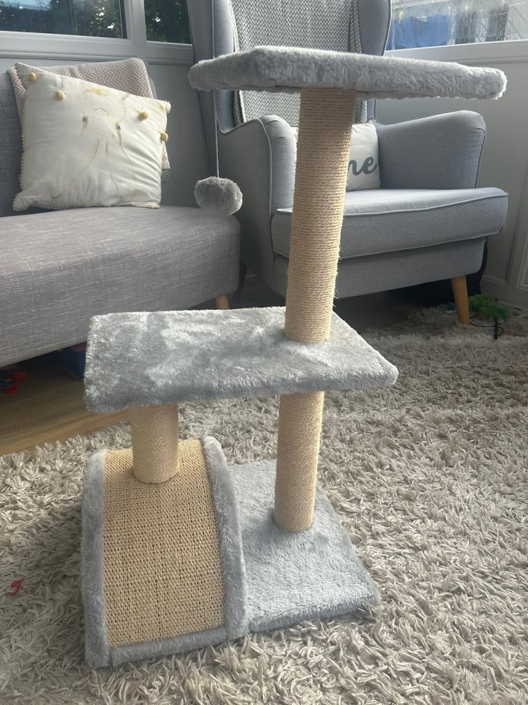 Cat tree