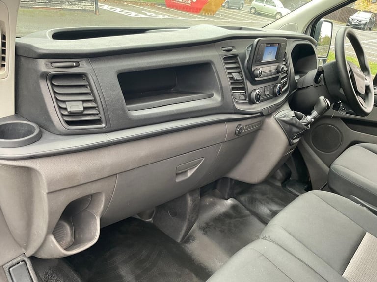 2020 Ford Transit Custom 2.0 EcoBlue 130ps Low Roof Leader Van PANEL VAN DIESEL Manual