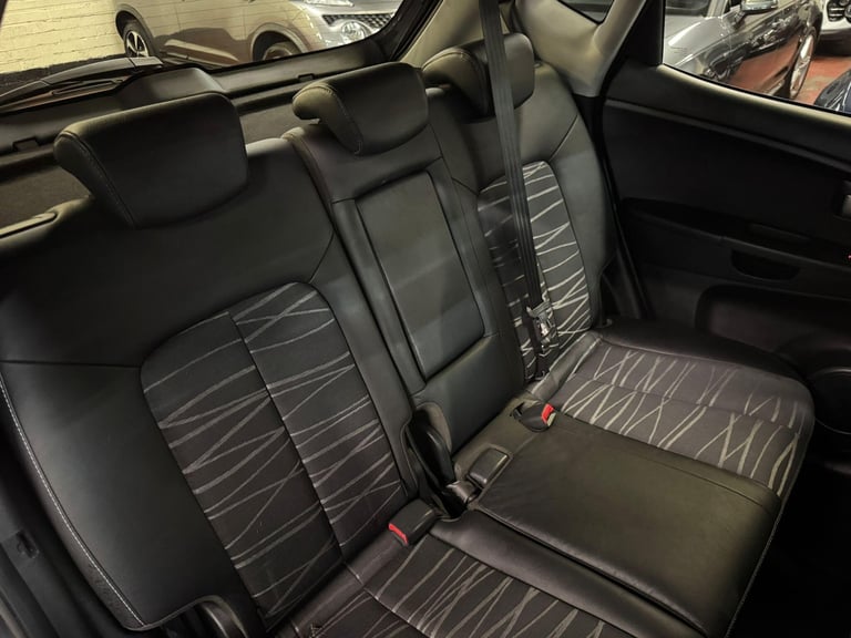 2017 Kia Venga 1.6 3 Auto Euro 6 5dr HATCHBACK Petrol Automatic