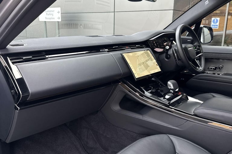 2023 Land Rover Range Rover Sport 3.0 D300 MHEV Dynamic SE SUV 5dr Diesel Auto 4WD Euro 6 (s/s) (...
