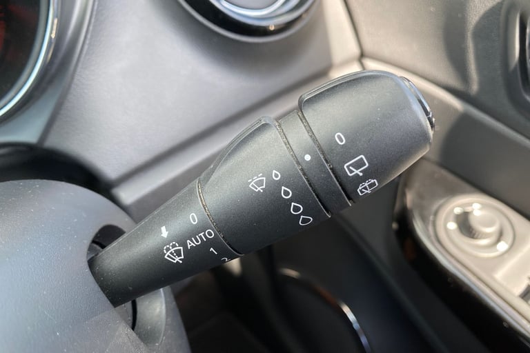 2016 Renault Captur 1.5 dCi 90 Dynamique S Nav 5dr HATCHBACK DIESEL Manual